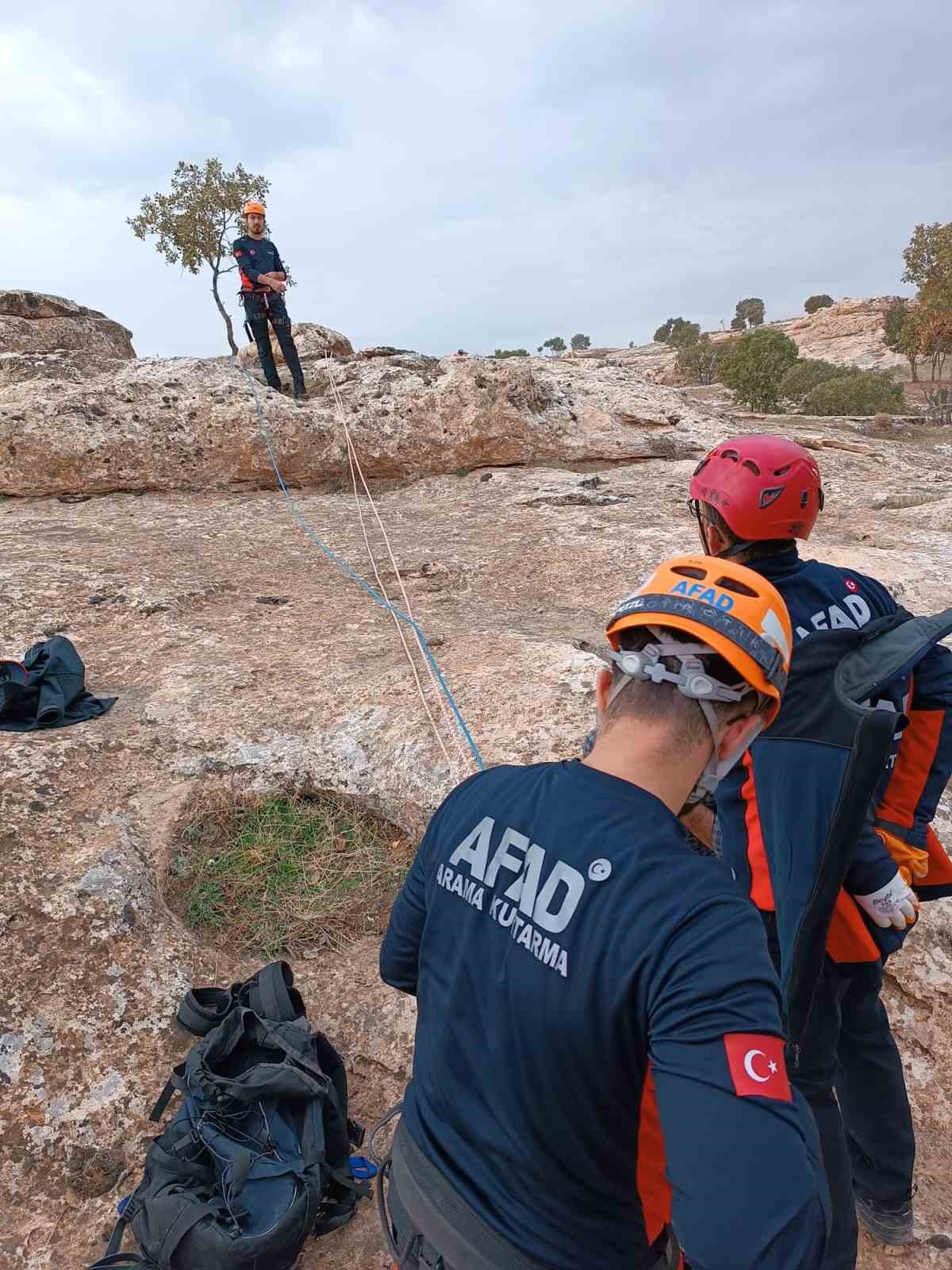 Batman’da AFAD ekipleri keçiler için seferber oldu