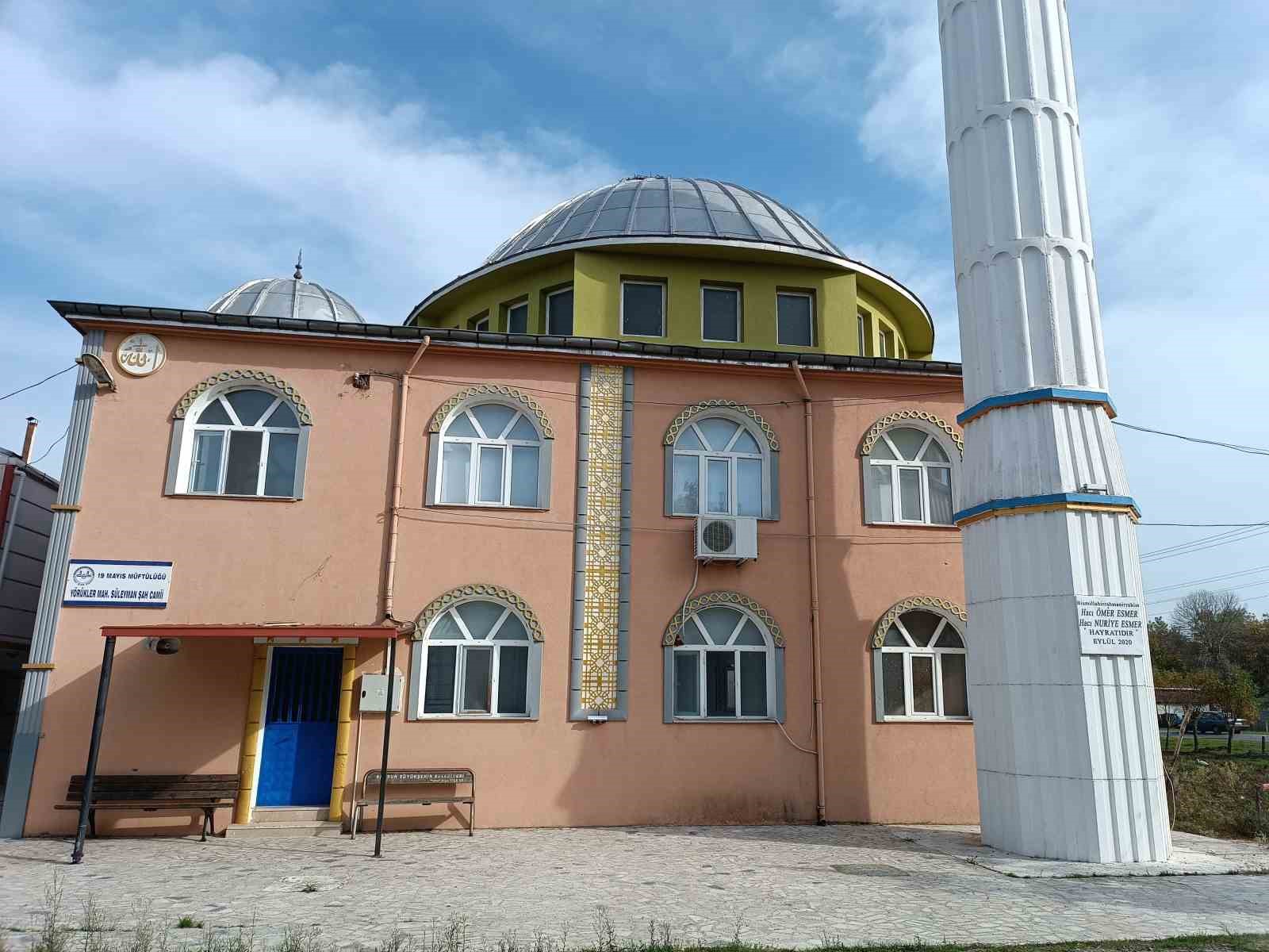 Samsun'da bir camiyi kundaklayan şahıs, iki camiyi de yakmaya çalıştı
