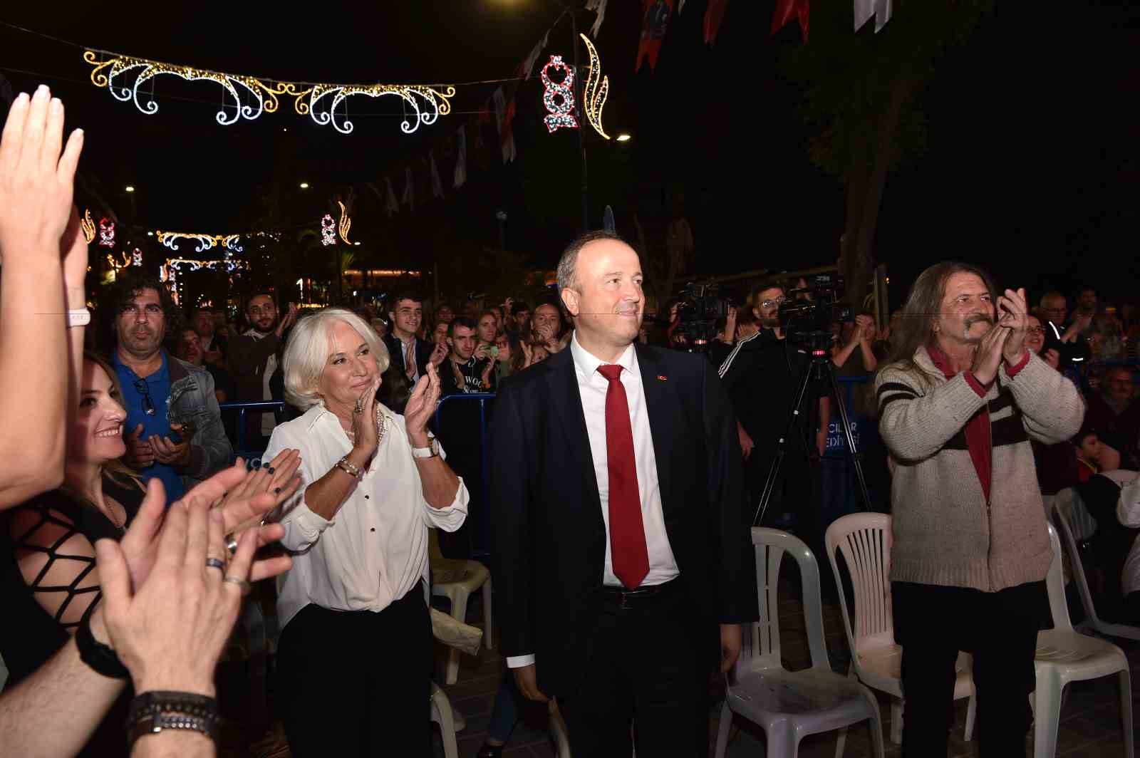 Barış Manço’nun 100. yıl vasiyeti Avcılar’da yerine getirildi