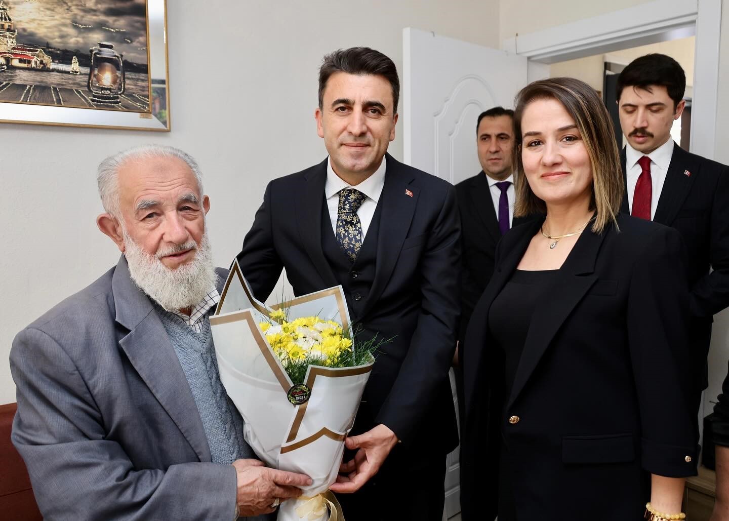 Şehit ailesinin acısına ortak oldu
