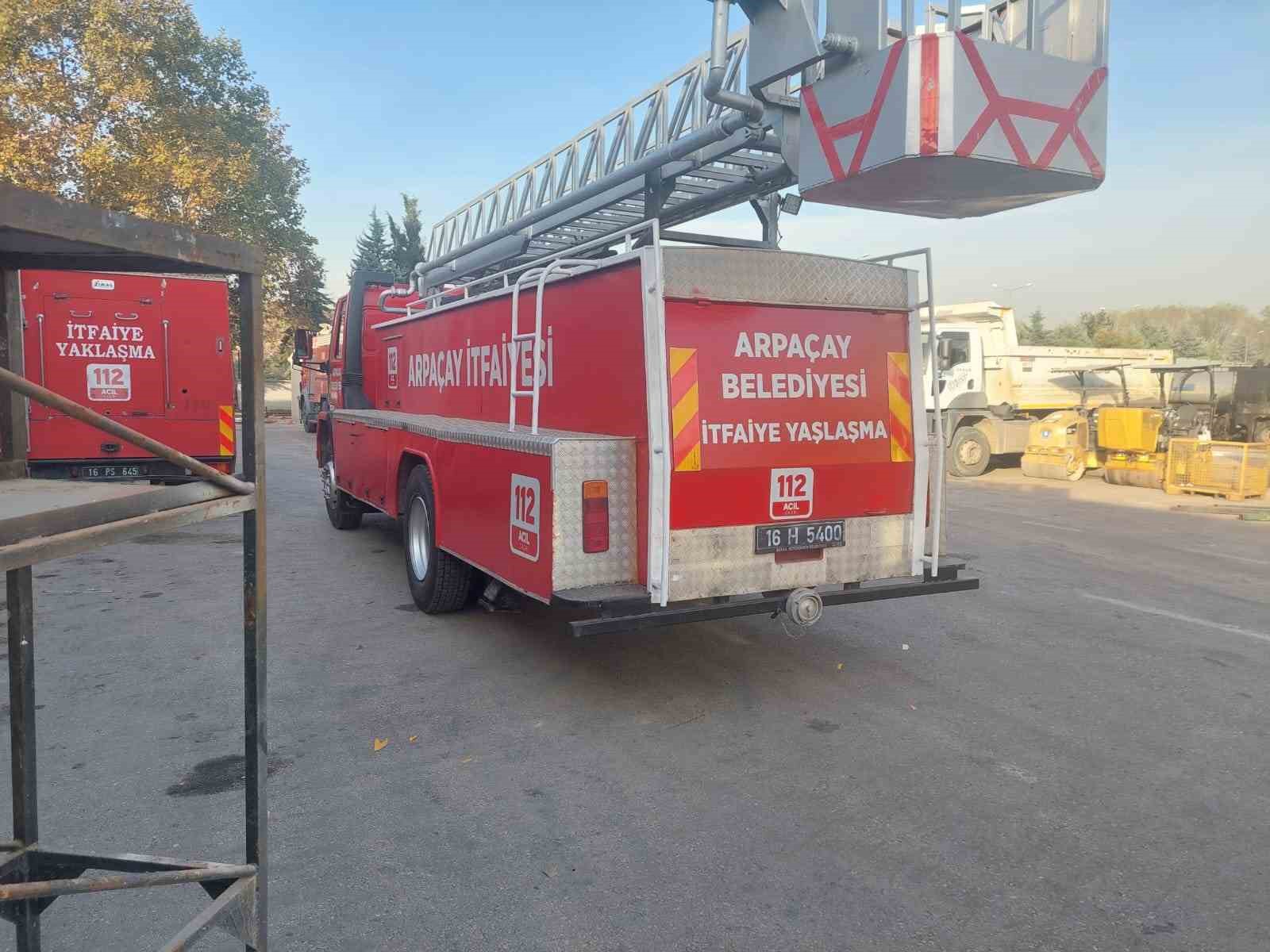 Başkan Aktaş’tan Arpaçay’a tam donanımlı itfaiye aracı