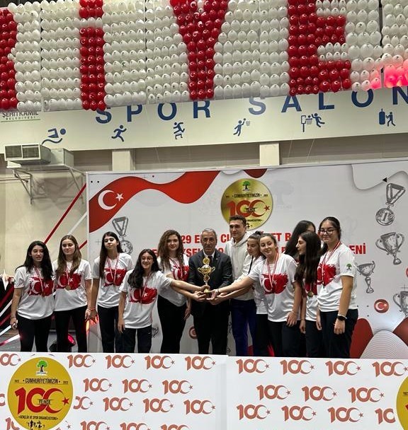 SANKO Okulları Basketbol Takımı il 2.&rsquo;si oldu
