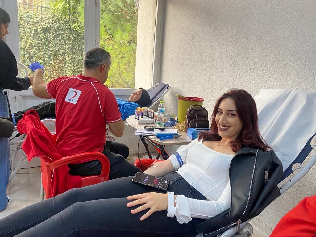 Devrek kamp&uuml;s&uuml;nde kan bağış hedefi aşıldı
