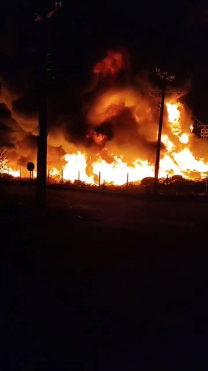 Niğde’de geri dönüşüm fabrikasında yangın