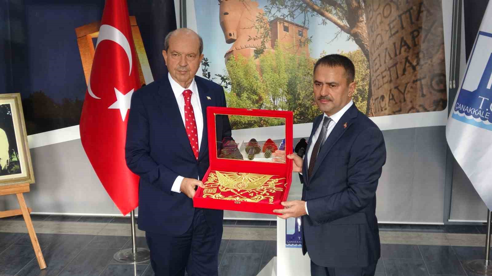 KKTC Cumhurbaşkanı Tatar: "B&uuml;y&uuml;k bir insanlık trajedisi, dramı yaşanmaktadır. Maalesef d&uuml;nya buna seyirci kalıyor"
