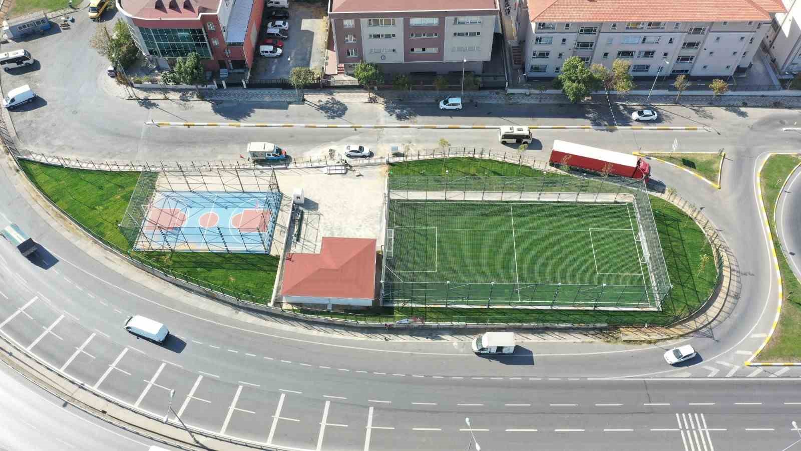 Bağcılar&rsquo;da Cumhuriyet&rsquo;in 100. yılında 100 eser tanıtıldı
