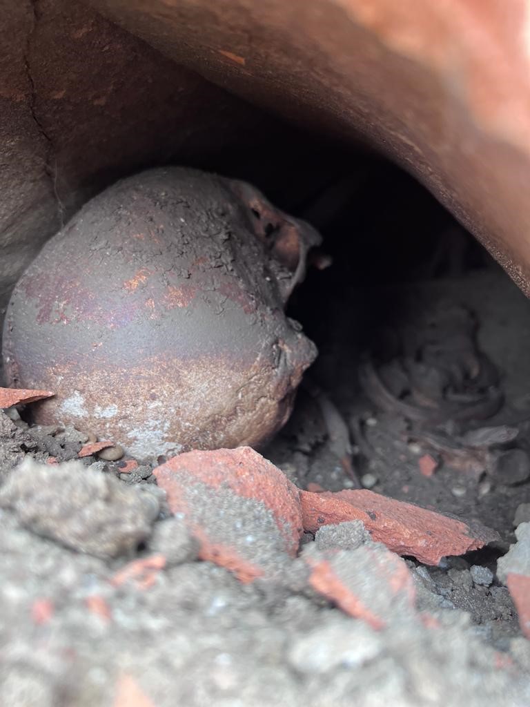 Yalova&rsquo;da villa inşaatı kazısında bulunan k&uuml;p mezarda kazı &ccedil;alışmaları başladı
