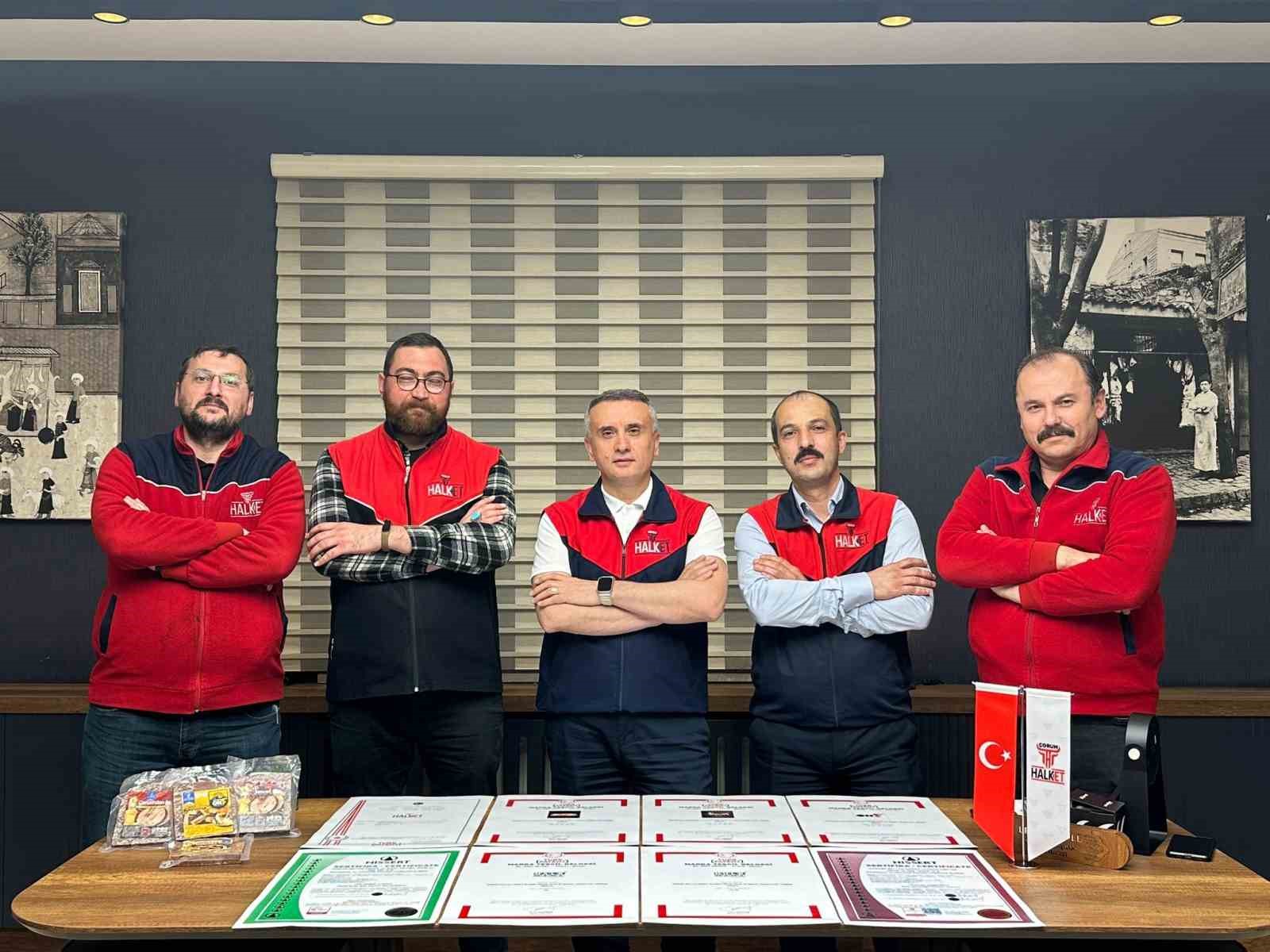 &Ccedil;orum Belediyesi konserve kedi ve k&ouml;pek maması &uuml;retecek
