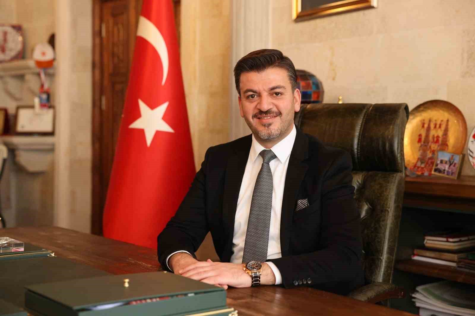 Başkan Aktürk: "Türkiye Cumhuriyetimizin 100. Yılı Kutlu Olsun"