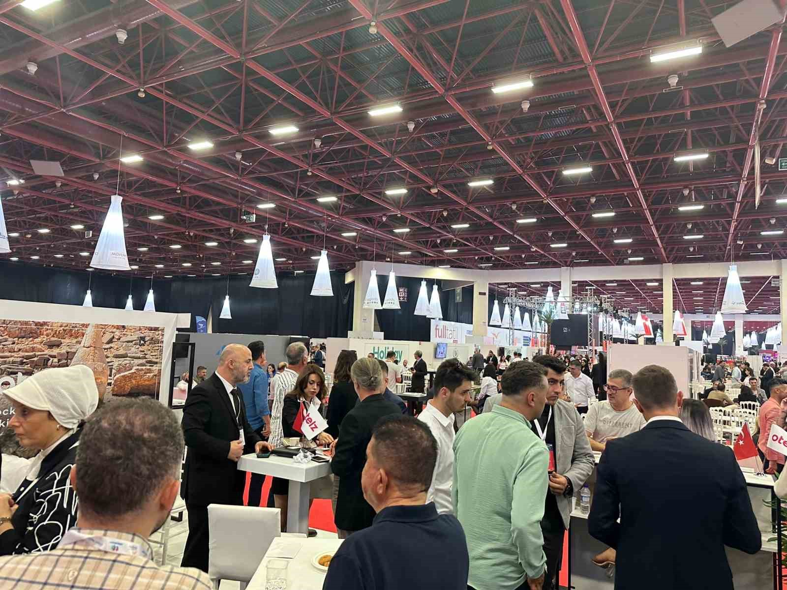 Sarıkamış&rsquo;lı turizmciler Antalya Turizm Fuarına katıldı
