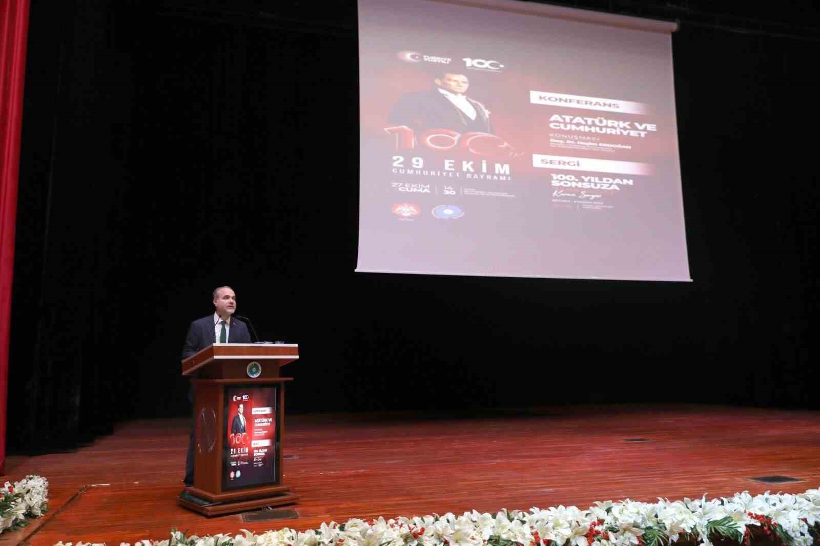 Niğde&rsquo;de &ldquo;Atat&uuml;rk ve Cumhuriyet&rdquo; Konulu Konferans Verildi
