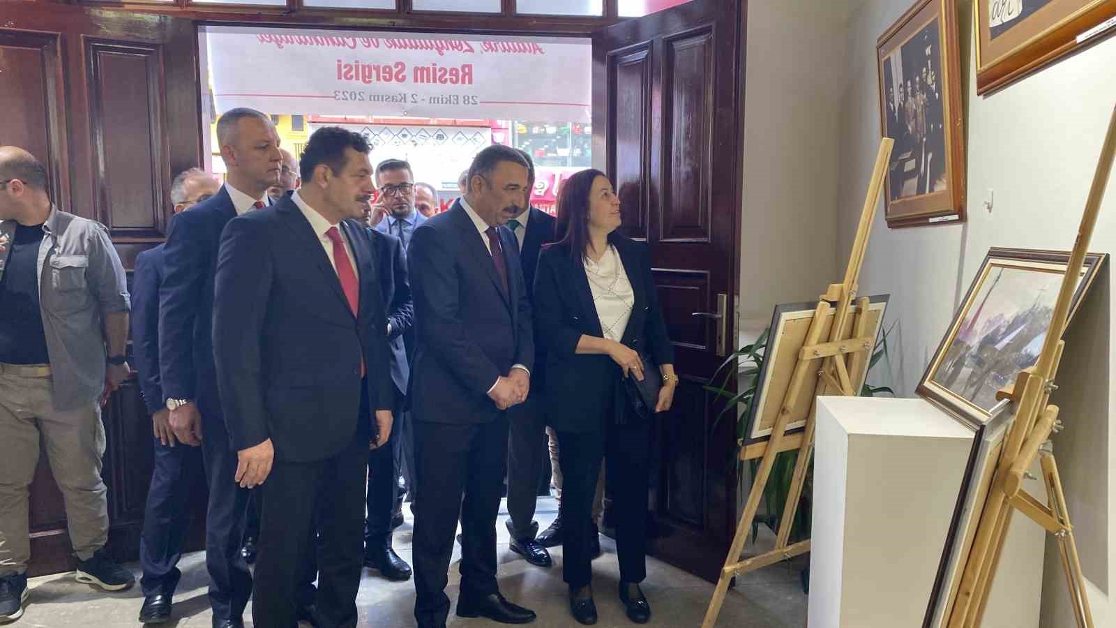 Cumhuriyetin 100.yılına &ouml;zel sergi
