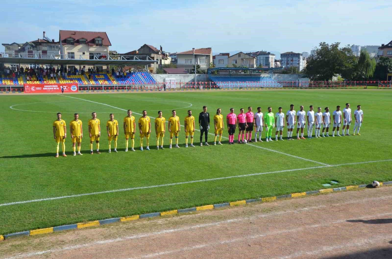 TFF 3. Lig: Fatsa Belediyespor : 0 - Darıca Gençlerbirliği: 0