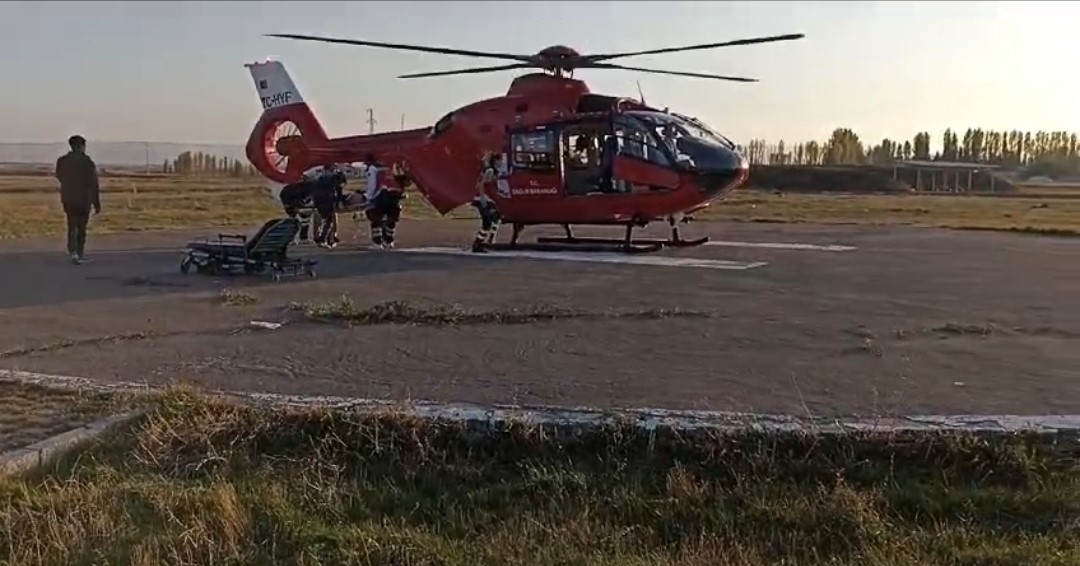 Helikopter ambulans aort diseksiyon hastası i&ccedil;in havalandı
