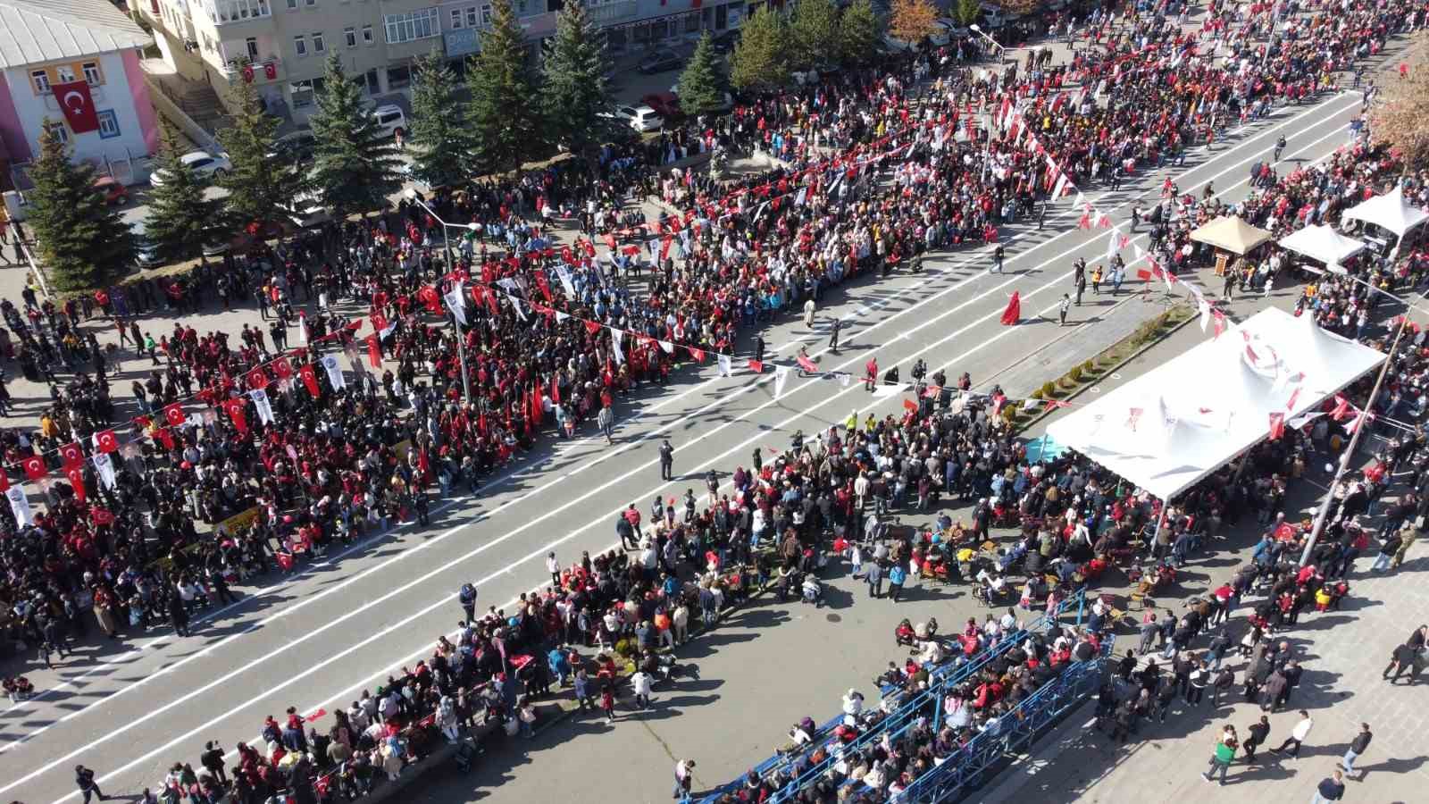 Kars&rsquo;ta Cumhuriyet Bayramı coşkusu
