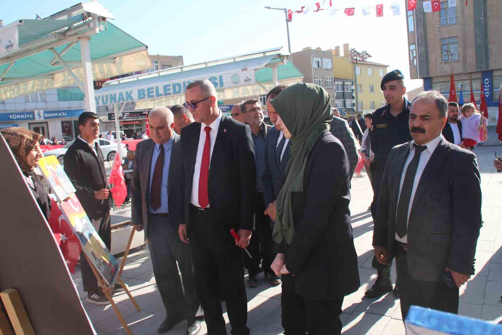 Yunak’ta Cumhuriyet’in 100. yılı coşkuyla kutlandı