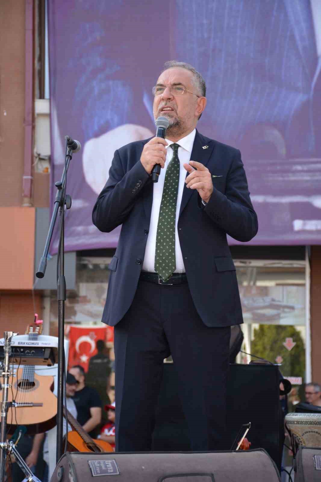 Zile&rsquo;de 100. yıl coşkuyla kutlandı
