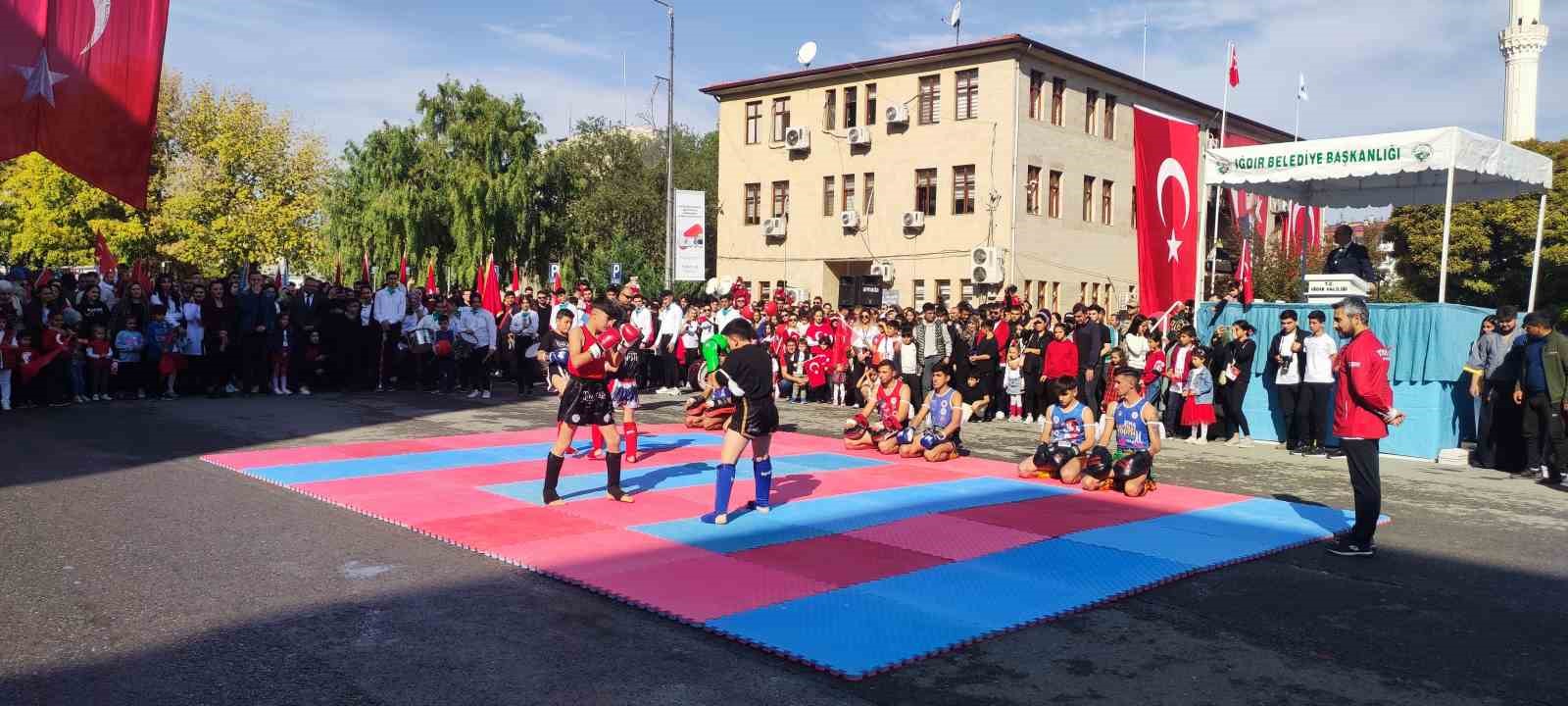 Cumhuriyetin 100. yılı Iğdır’da coşku ile kutlandı
