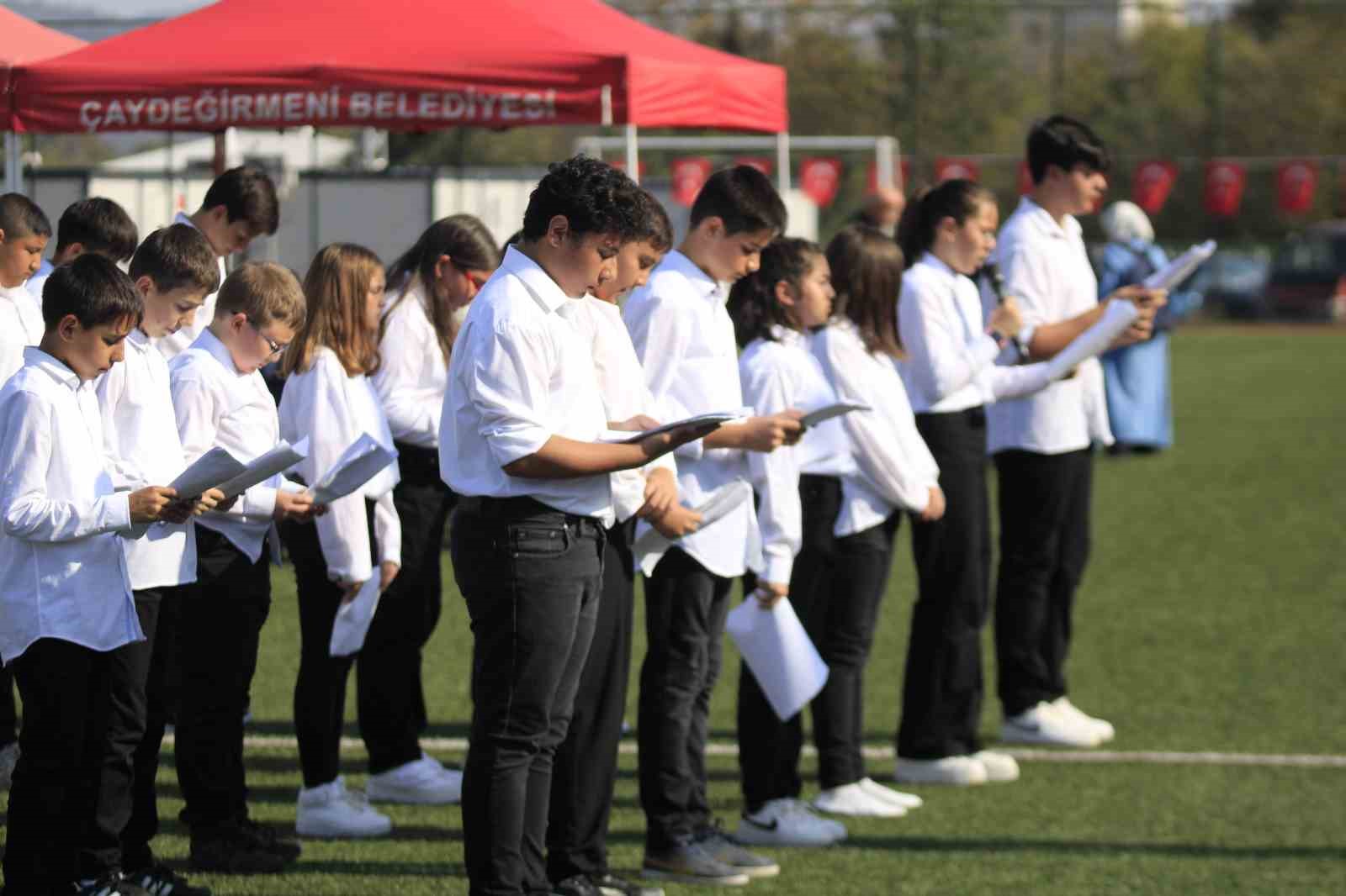Cumhuriyet&rsquo;in 100. yılı &Ccedil;aydeğirmeni beldesinde kutlandı
