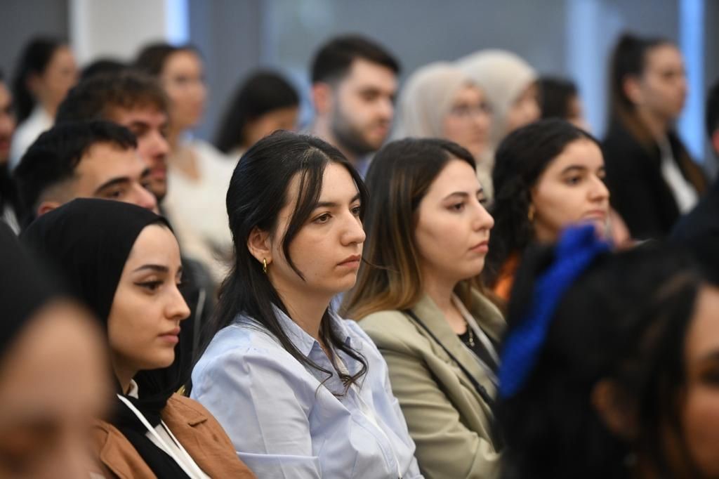 MHP’li Aydın gençlere seslendi