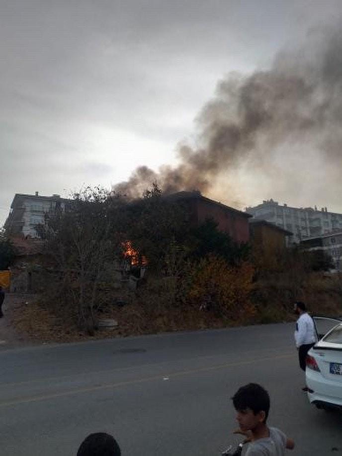 Ankara’da gecekondu yangını paniğe neden oldu