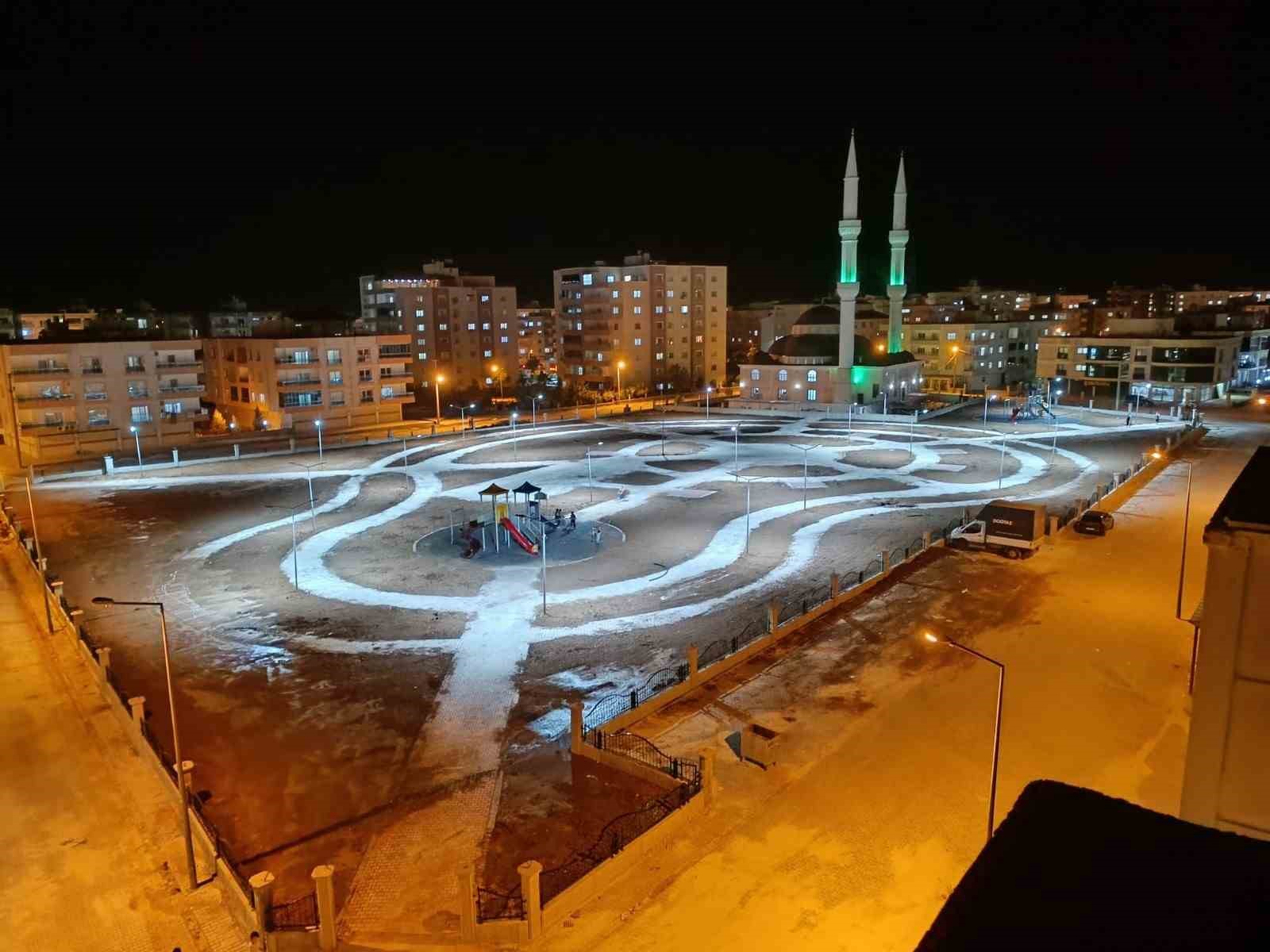 Nusaybin’de yeni yapılan parka "Türkiye Yüzyılı Cumhuriyet Parkı" adı verildi