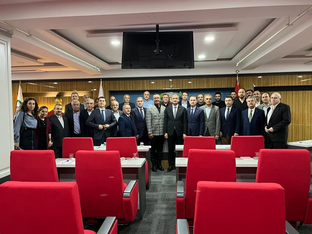 Vali Yavuz, Müşterek Meslek Komite Toplantısı’na katıldı
