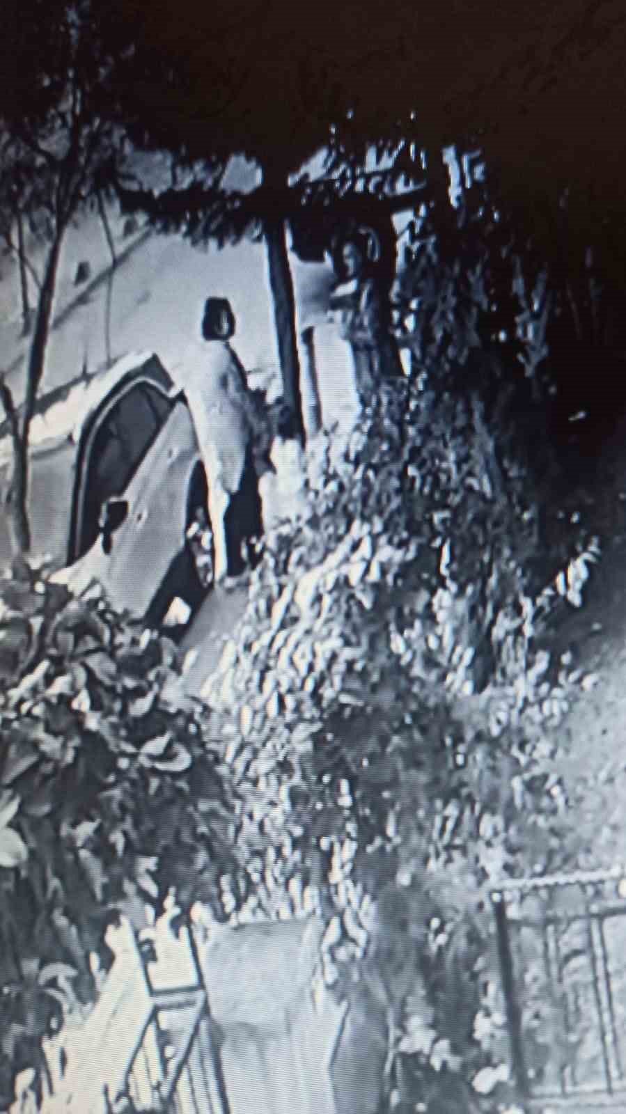 ’Depremzedeyim’ yalanıyla 13 yaşındaki bir kızı taciz edip babasına itirafta bulunan şahıs tutuklandı