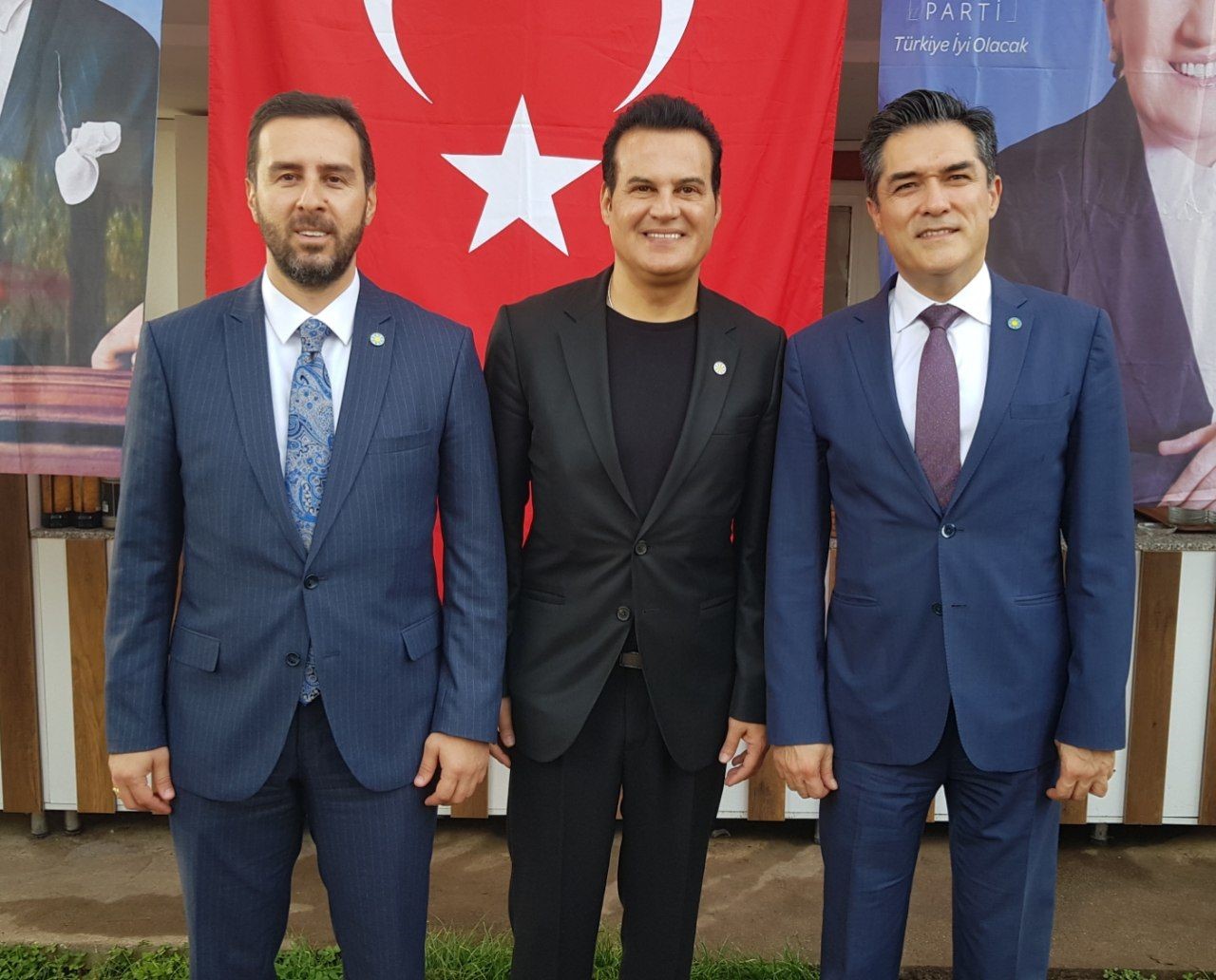 &Uuml;nl&uuml; şarkıcı Hakan Peker: "Safranbolu&rsquo;ya dokunmak i&ccedil;in belediye başkan adayı oldum&rdquo;
