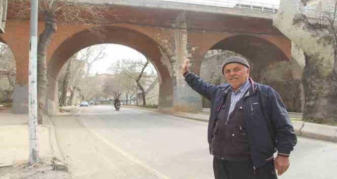 Kahramanmaraşlı şehitlerin anısına yapılmıştı, "Kanlıdere Köprüsü" depremde ayakta kaldı