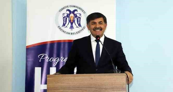 Başkan Aksun: “Toplumun ve ailenin temeli olan kadınlarımız, insanlık mektebinin de ilk hocalarıdır”