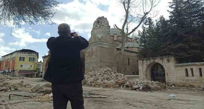 Mimar Sinan’a ilham veren 700 yıllık tarihi cami enkaza döndü