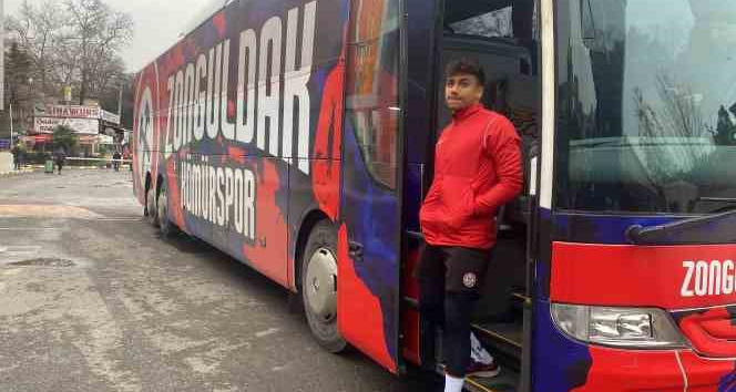 31 yakınını depremde kaybeden futbolcu: "Madencileri gördüğümde içime umut doğuyordu"