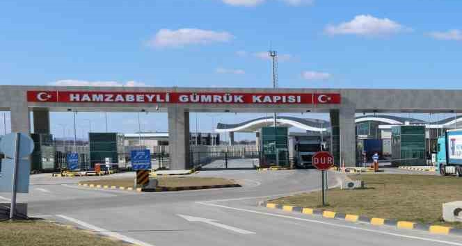 Gümrük kaçağı eşyaları satan ambar memuru tutuklandı