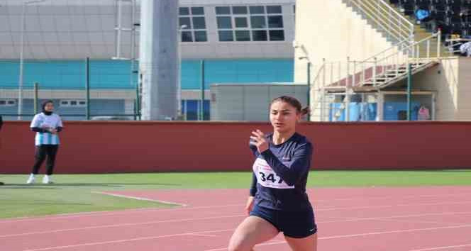 Puanlı atletizm müsabakaları yapıldı