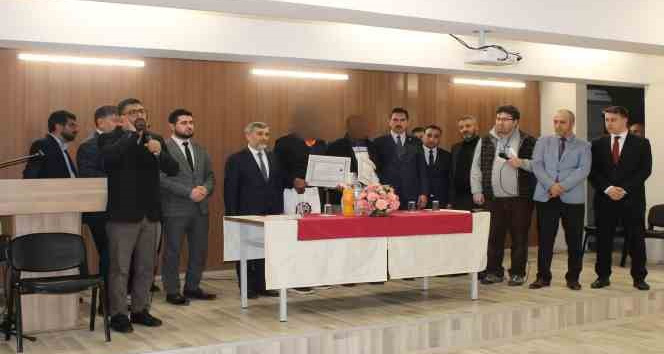 Yabancı uyruklu 2 mahkûm Hristiyanlıktan İslamiyet’e geçti