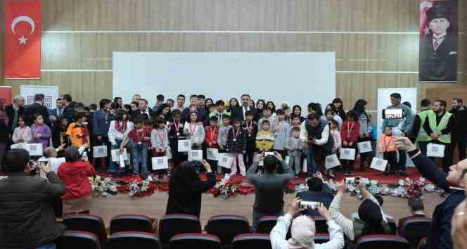 Mardin’de depremzede çocuklar spor turnuvalarıyla moral buluyor