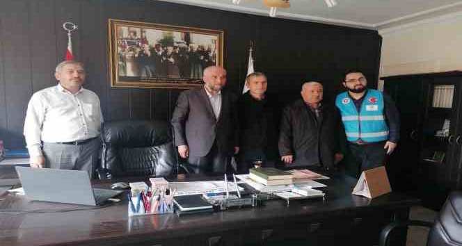 Çan’da din görevlilerinden depremzedelere bağış