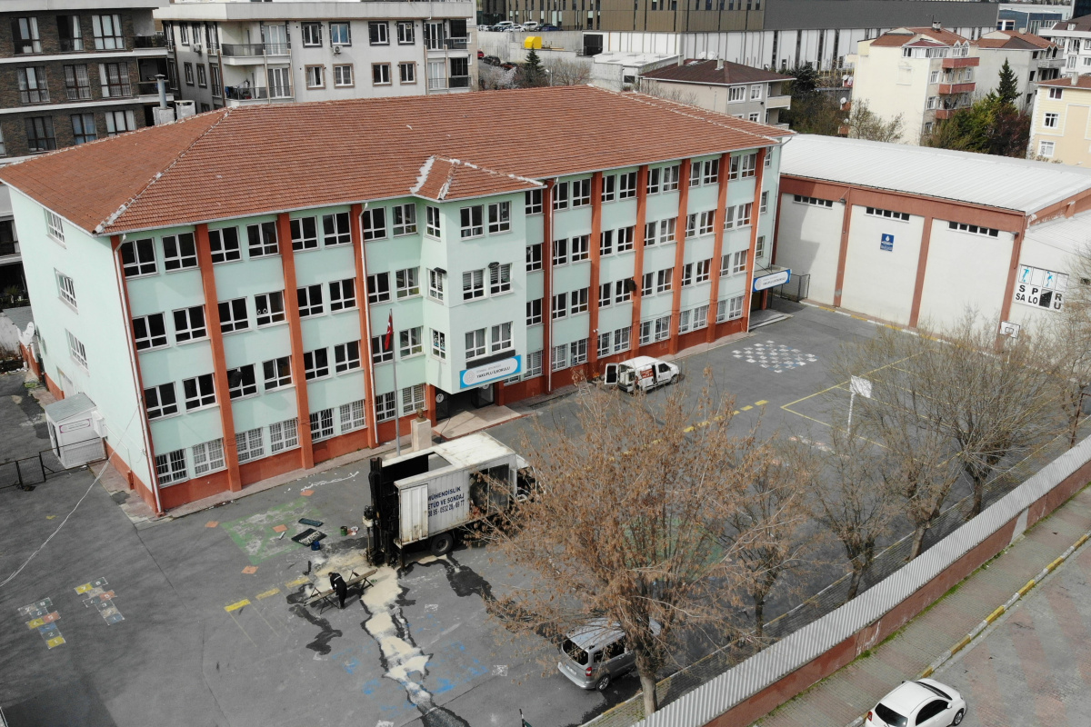 Tahliye edilen Yakuplu İlkokulu'nda zemin etüdü çalışması başladı