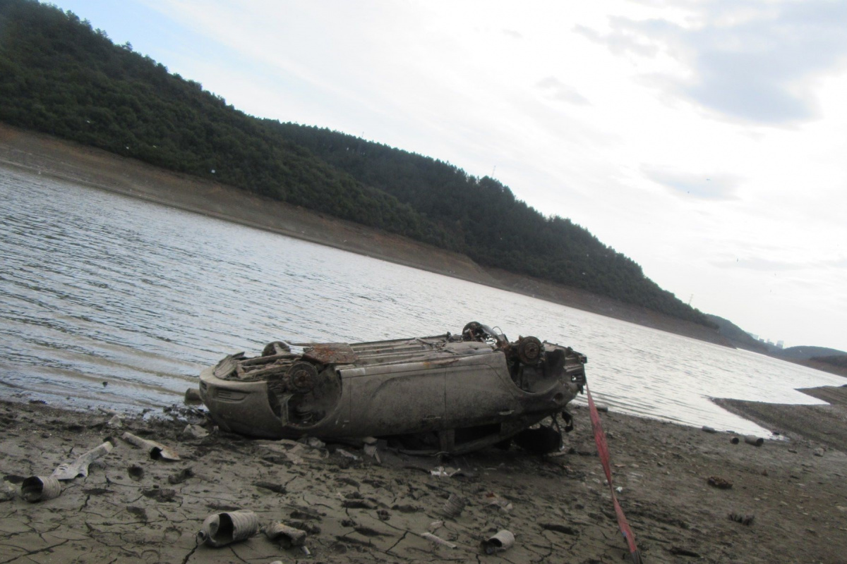 Alibey Barajı’nda duran 3 araç çıkartıldı İhlas Haber Ajansı