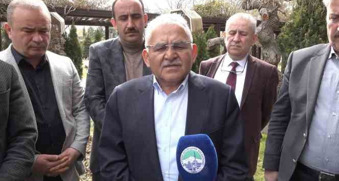 Büyükkılıç: “Değerli büyüğümüz Hacı İzzet Bayraktar’a Allah’tan rahmet diliyoruz”