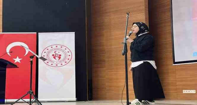 İstiklal Marşı’nı güzel okumak için yarıştılar