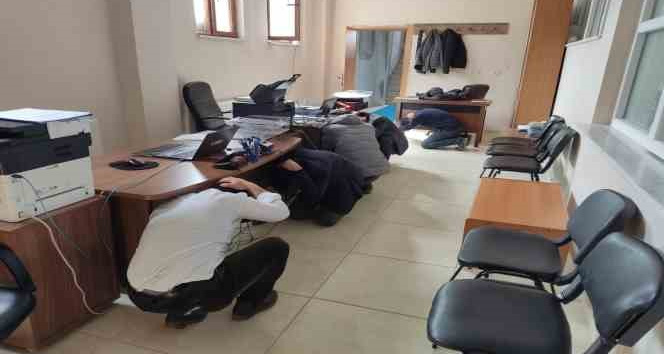 Adaklı’da deprem tatbikatı yapıldı