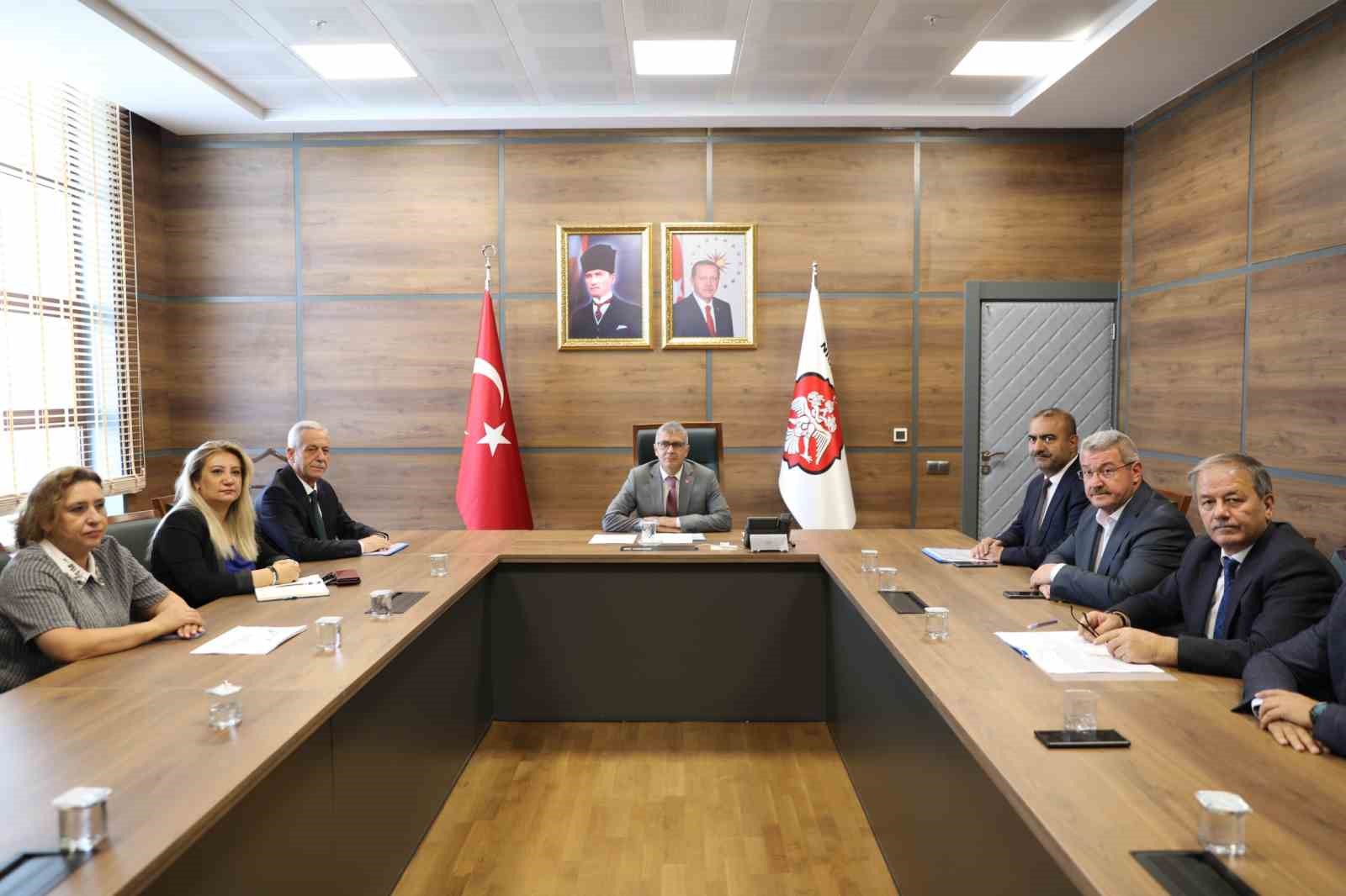 Niğde&rsquo;de İl İstihdam ve Mesleki Eğitim Kurulu Toplantısı Yapıldı
