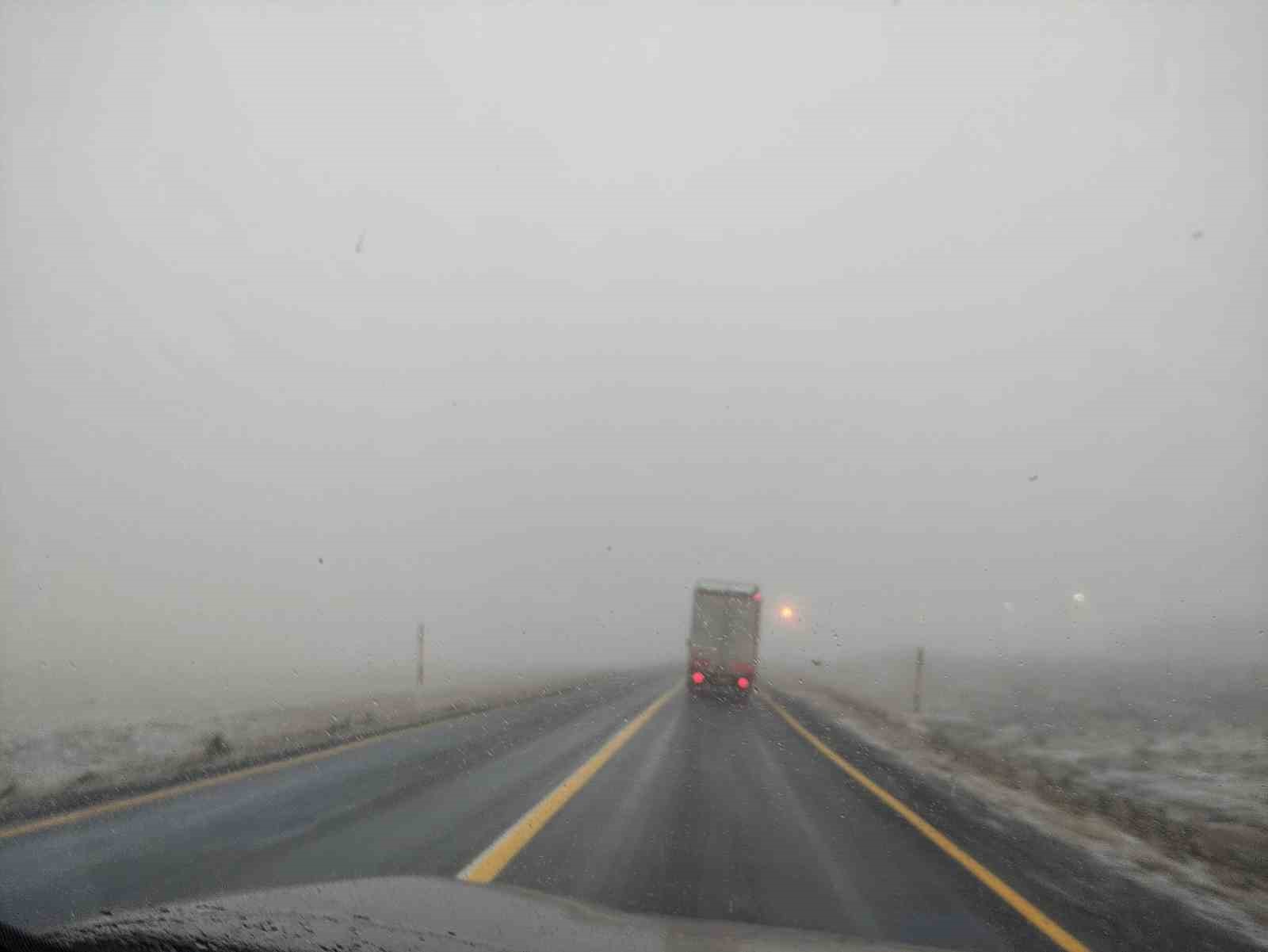 Sahara ve Ilgar ge&ccedil;idinde yoğun sis ulaşımı olumsuz etkiliyor
