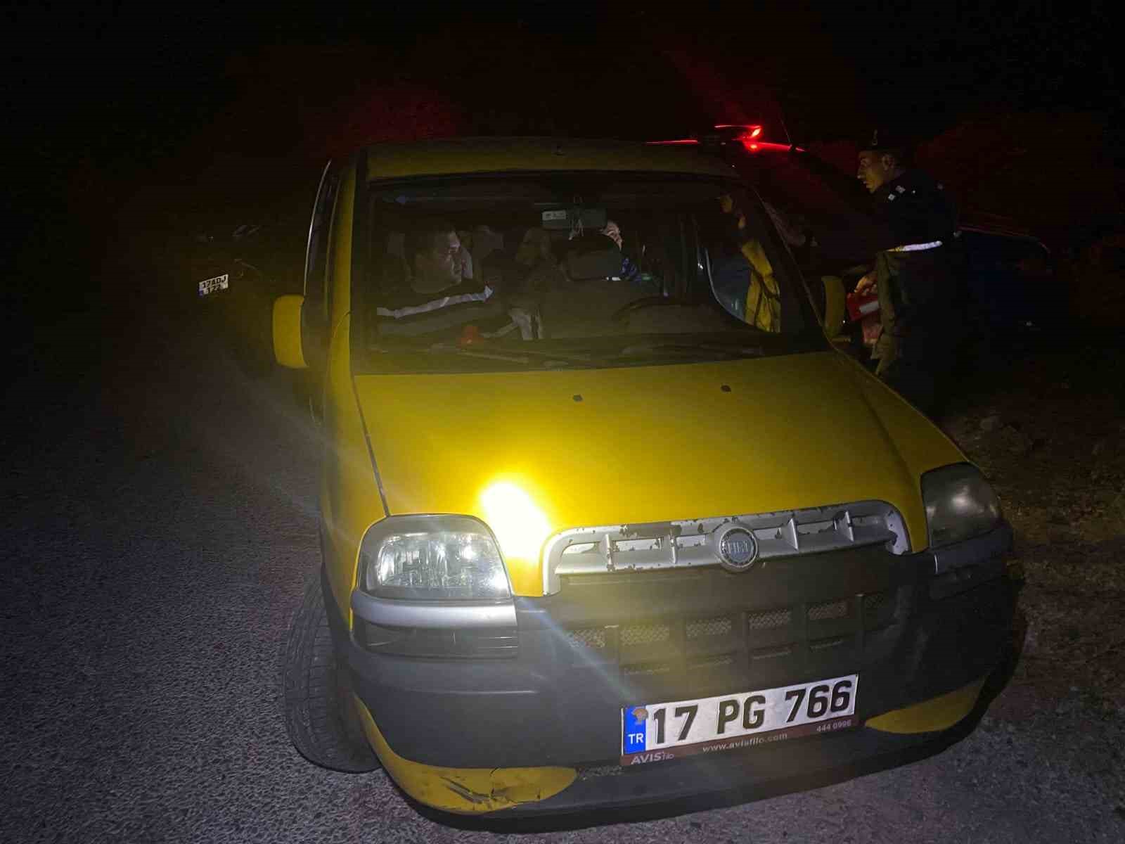 Ayvacık&rsquo;ta 12 ka&ccedil;ak g&ouml;&ccedil;men ile 1 organizat&ouml;r yakalandı
