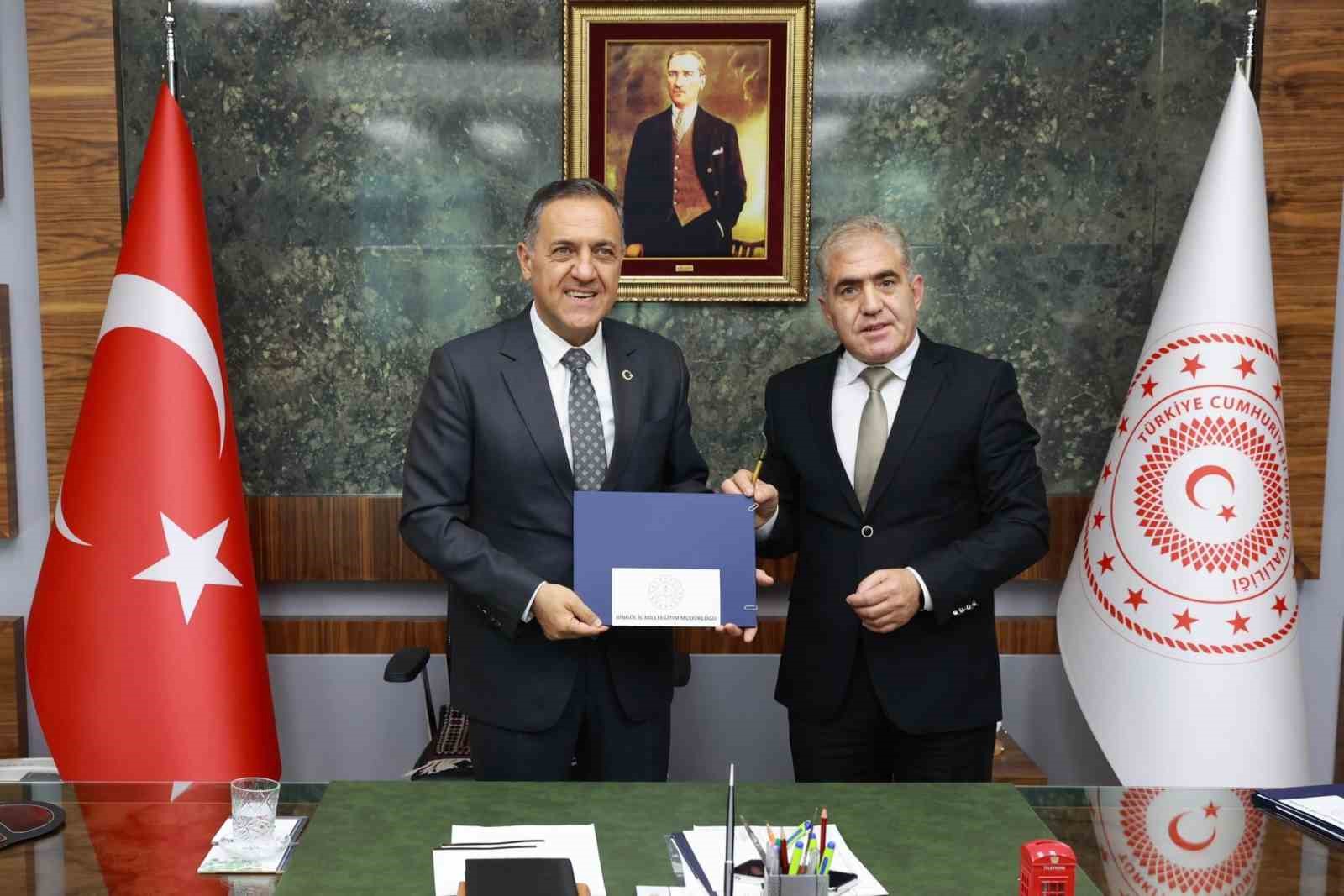 Bingöl’de 8 derslikli ortaokul için protokol imzalandı