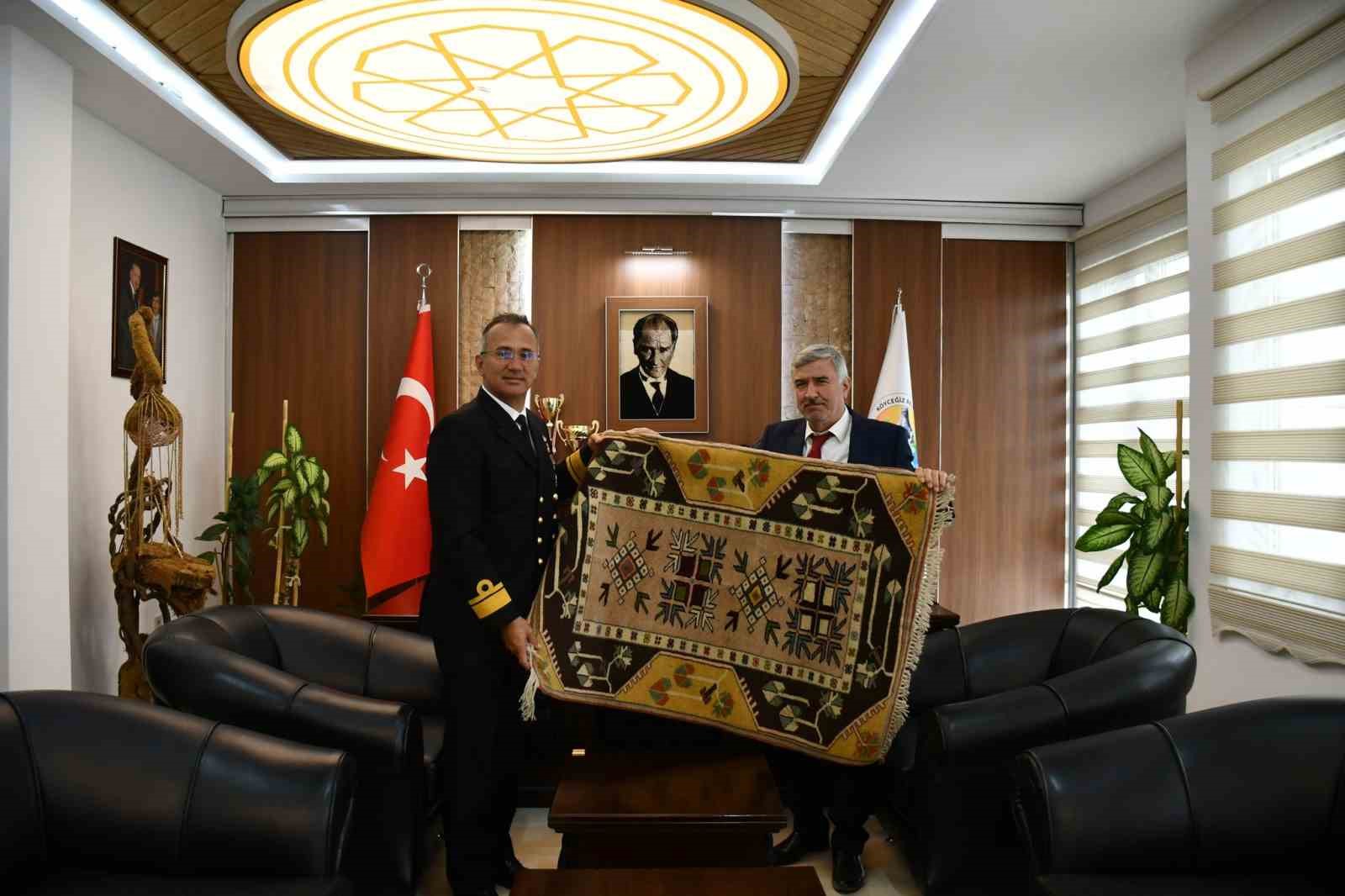 Aksaz Deniz &Uuml;s Komutanı Tuğamiral Eski K&ouml;yceğiz&rsquo;e geldi
