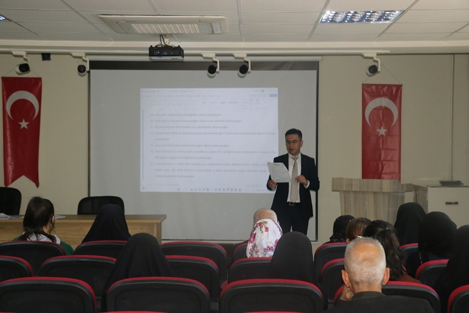 Şırnak&rsquo;ta temizlik personellerine iş g&uuml;venliği eğitimi
