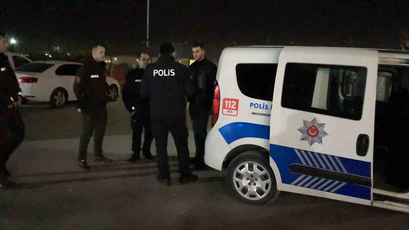 Telefon dolandırıcısı altınlarla Aksaray&rsquo;da yakalandı
